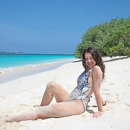 Sunny Day Inn Maldives